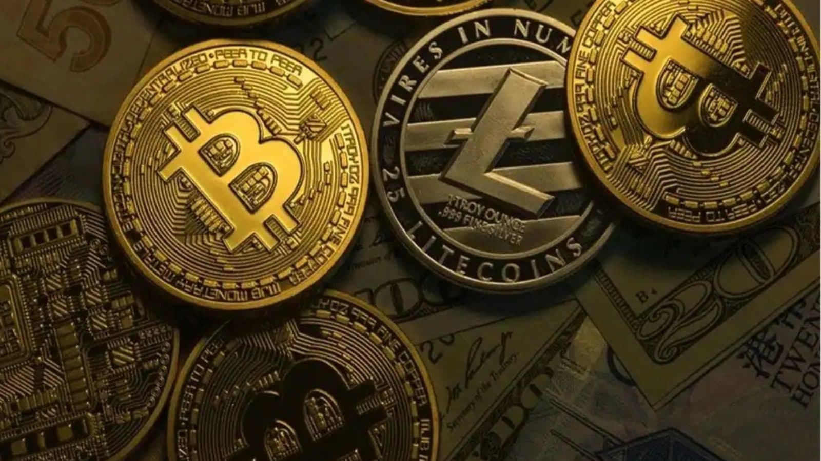 Illustration for the article: CBDC vs Cryptocurrency: Where Is the Future of Digital Money Headed?